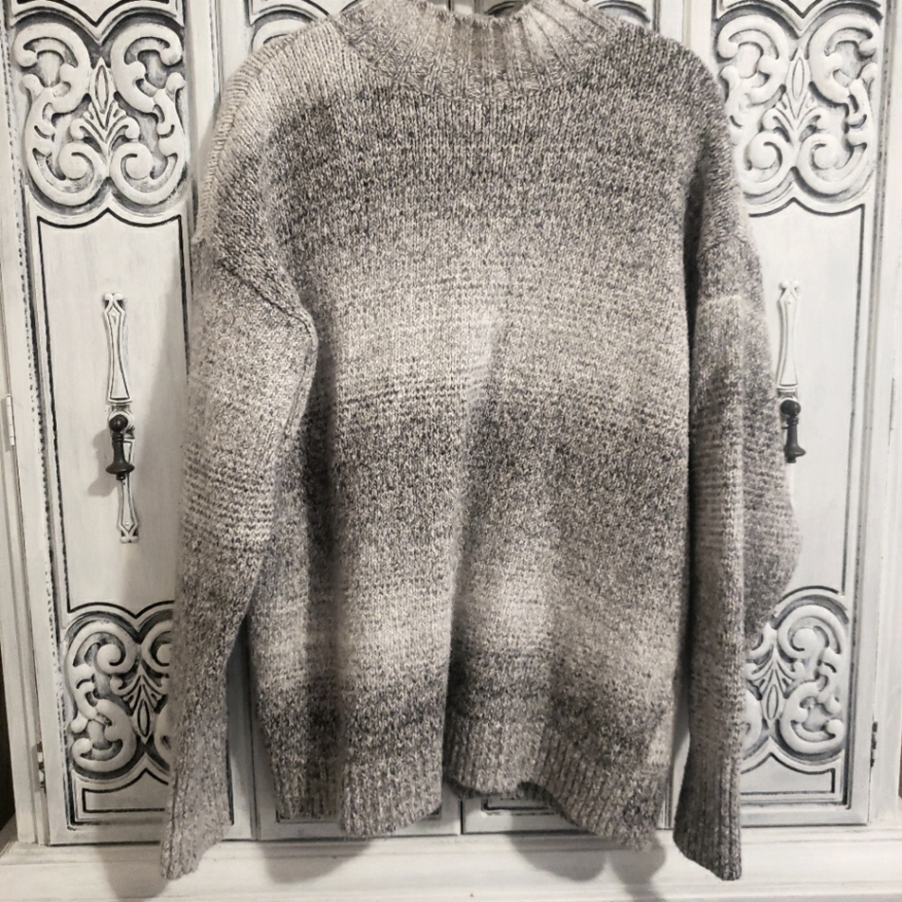 Chaps L gray ombre chunky mock neck sweater